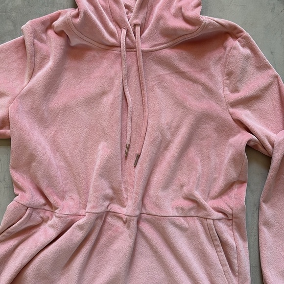 Lands End  Hoodie Velour  pink blush pull over  long sleeves  pockets NWOT Sz. M - Picture 4 of 13